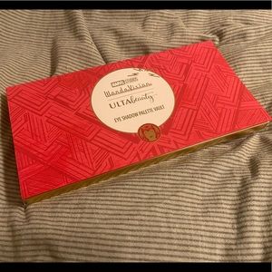 Ulta x Marvel Wanda Vison 3 Palette Set
